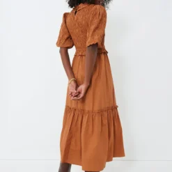 Exclusive Caramel Bubble Sleeve Smocked Midi Dress 8 Exclusive Caramel Bubble Sleeve Smocked Midi Dress -Outlet Toggify Store 0C2bl7L7Sh4hmNuLibyurZo7MJeSsApO 1 scaled