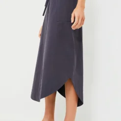 Navy Marla Skirt -Outlet Toggify Store 3uehiahcXuoyQVf36A76Gor0SE6DgHK3 1 scaled