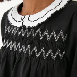Black Smocked Blouse -Outlet Toggify Store 77BuvdQbm7wTFt5UqkardBQQ0CzwDpXt 1 scaled