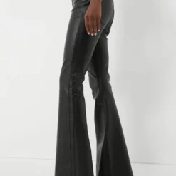 Veronica Beard Black Vegan Leather Beverly High Rise Skinny Flare -Outlet Toggify Store 8K6vFT7yHvRq0Nung46DofjbG0U4hqh6 1 scaled