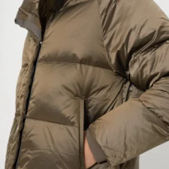 Varley Brushed Olive Metallic Canton Down Jacket -Outlet Toggify Store BXtQbTGIfTDiNuzxYORMWPLLBuPeKpXZ 1