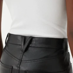 Veronica Beard Black Vegan Leather Beverly High Rise Skinny Flare -Outlet Toggify Store DIXpG1TrxO0nRnBdkBxDfB6rNe0cl7TH 1 scaled