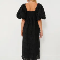 Farm Rio Black Pineapple Cotton Eyelet Maxi Dress -Outlet Toggify Store FIwxqCFBg17oKVNQ3iWmboeD51OliZwv 1 scaled
