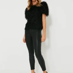 Black Textured Hazel Blouse -Outlet Toggify Store HOnuENlriQS04k3Wq3cImoXi9Dc8qvic 1