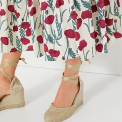 Amaryllis Floral Tanner Skirt -Outlet Toggify Store HxNkGiA6h9v21m5LODQsefH9DPxfvyr8 1 scaled