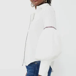 White Trim Molly Shirt -Outlet Toggify Store J66nGOnFt5OeX3MdXsGIBb5q08xqjoMo 1 scaled