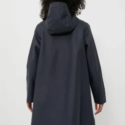 Stutterheim Navy Mosebacke Raincoat -Outlet Toggify Store JgXryFpHththNgG1S2pXbNUF27OaEIre 1 scaled