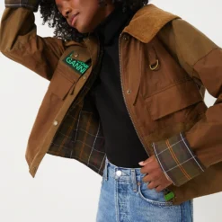 Tan Sand Barbour Ganni Block Spey Jacket -Outlet Toggify Store K0nxSqxulVBRRXuUBGxwS73L3Wnsdj9N 1 scaled