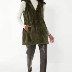 Moss Green Faux Fur Bayker Vest -Outlet Toggify Store L8ATqDT4z5WK3PLLmISMVcMuRbWw5k4l 1 scaled