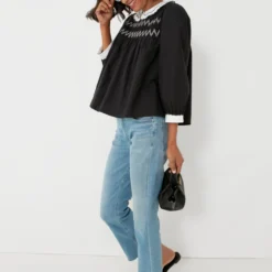 Black Smocked Blouse -Outlet Toggify Store LPbLUh1fxCsNovOrbIKu3Xa72BBGjrnH 1 scaled