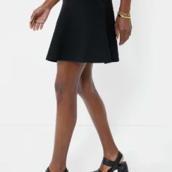 Black Knit Margaret Mini Skirt -Outlet Toggify Store NvYukb6lCfICakW3R0cTvQS0fiX8r0eu 1 scaled