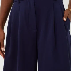 Staud Navy Long Luisa Shorts 9 Staud Navy Long Luisa Shorts -Outlet Toggify Store QWKctZJfsP0PBPzz62pBofc21tK1qtUE 1