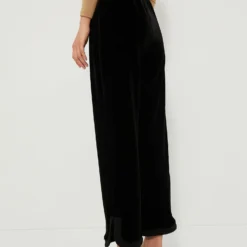 Black Velour Jojo Pants -Outlet Toggify Store QcxUIOMr3R51LuBxatrbsPxB9ven3g7Q 1 scaled