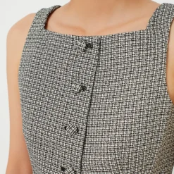 Black Tweed Amira Top -Outlet Toggify Store SLhMv4dP7U6PC5KCwY4oE8dOZj5cBpGI 1 scaled