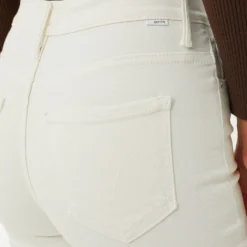 MOTHER Marshmellow High Waisted Weekender Skimp 9 MOTHER Marshmellow High Waisted Weekender Skimp -Outlet Toggify Store U95JKLBtM7E3hGPo4nDGClQMJiBhuhAt 1 scaled