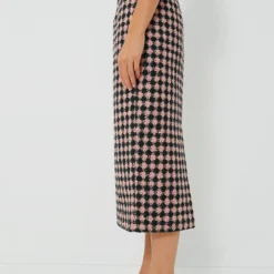 Dark Green And Pink Lorinda Heritage Wool Skirt -Outlet Toggify Store UqzMjBjuc0bW3cuvaxkfa6MhziyJvxHq 1 scaled