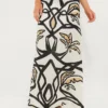 Malambo White Carmenza Skirt