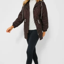 Varley Coffee Bean Caitlin Quilt Jacket -Outlet Toggify Store Z9DIHmUaDY0bPmOXJnGS1V1OkCo2jAj9 1 scaled