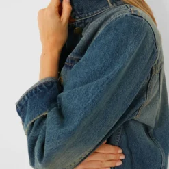 Cargo Wash The Slouchy Jean Jacket -Outlet Toggify Store cYsNFz0LPHZnHYOmUhB1LXCcVn7gPRD2 1 scaled