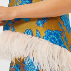 Hottie Jacquard La Scala Top With Feathers -Outlet Toggify Store etuH0bfqw3oqRfBEdrcEmDkZ8vKmJMBl 1