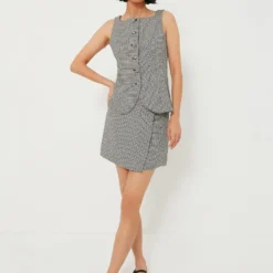 Black Tweed Amira Top -Outlet Toggify Store exT9MVv7sjSMJsjHa0uSXi7cMT2wyMIZ 1 scaled