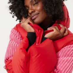 Azalea Pink And Red Zao Short Down Jacket 12 Azalea Pink And Red Zao Short Down Jacket -Outlet Toggify Store h92qJEymBU8yIxSxZHmbYQ7LStIXwIkP 1 scaled