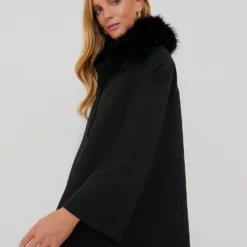 Fur Collar Cecile Swing Cape -Outlet Toggify Store jAMSZghwOVxLtuj52byYduzuUUeI9fUj 1 scaled