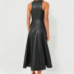 Black Soline Midi Dress -Outlet Toggify Store msErrZcqIG9NUJb0FFixLUBF9XseKc1m 1 scaled