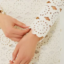 Floral Natural Crochet Marsielle Dress -Outlet Toggify Store pUtbVRiVTGgZKlzkG8RU2GR3BmSshWty 1 scaled