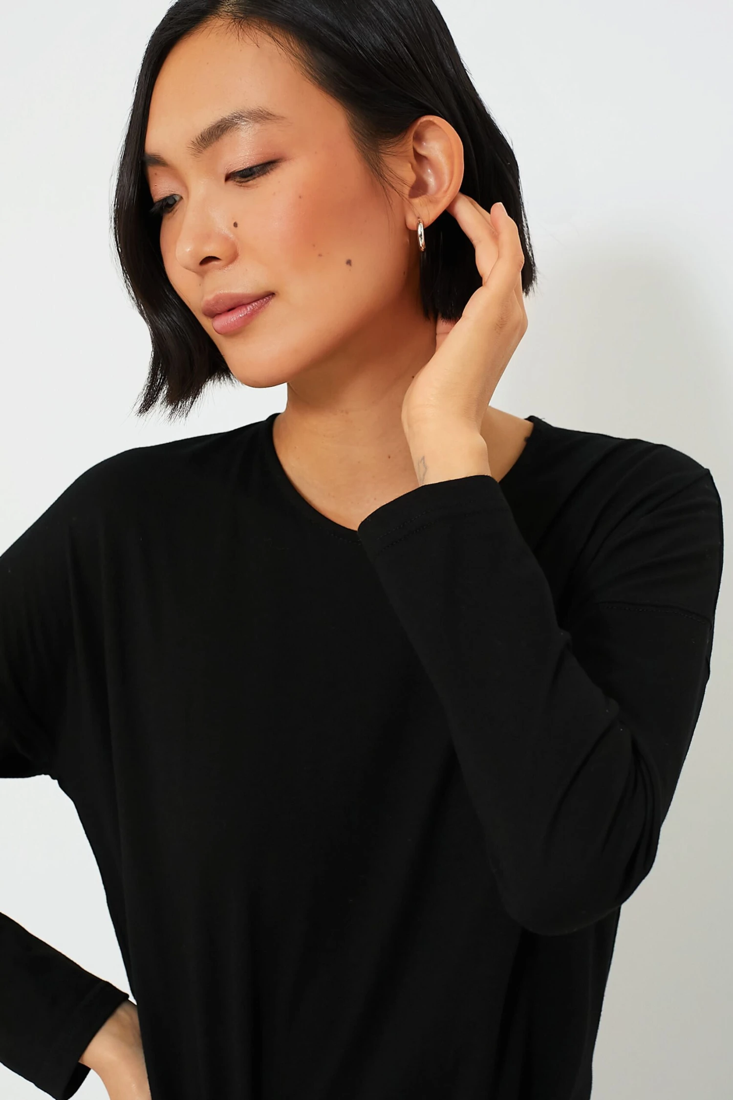 Black Kayne Tee 5 Black Kayne Tee - Image 5