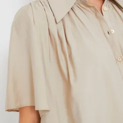 Champagne Clemens Blouse 10 Champagne Clemens Blouse -Outlet Toggify Store reNnaecr2BHT7ohLoC0EdZikE1nnt6J6 1 scaled