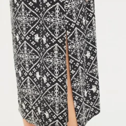 Square Neck Sabrina Midi Dress -Outlet Toggify Store z3nZc480CjsdM6pWdFFsrH1mobvnkVq7 1 scaled